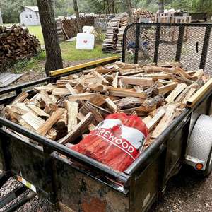 Briquettes de bois de chêne |   Bois de chauffage compressé en sciure de bois séché au four carré |   Bois de chauffage biomasse à vendre - Product Image 4