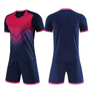 Uniforme de football à haute sublimation personnalisé Kivotech Ensemble de maillots de football Chemises de football avec logo des équipes Qualité 100% - Product Image 6