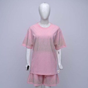Ensemble T-shirt à manches courtes et short large taille haute pour femme, qualité supérieure, personnalisé, avec diamants cousus, coupe ample, vente en gros - Product Image 1