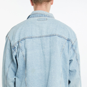 Ropa de calle para hombre Chaqueta de mezclilla Moda urbana Jean Prendas de abrigo Diseño personalizado Disponible Ajuste moderno Ligero Personalizar Chaquetas de mezclilla - Product Image 4