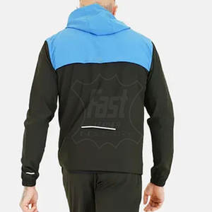 Ensemble de survêtement de luxe pour homme en velours, 2 pièces, de haute qualité, par un designer - Product Image 4