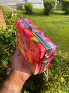 Bolso de Mano de Resina de Diseño Exclusivo con Bordado y Pedrería, Verano, Ecológico, Hecho a Mano, Mejor Precio - Product Image 2