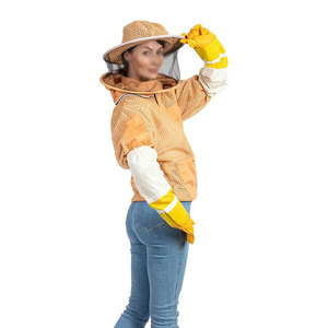 Chaqueta de Apicultura de Alta Demanda con Puños Elásticos, Chaqueta de Apicultura de Tela Resistente, Chaqueta de Apicultura para Seguridad al Aire Libre - Product Image 1