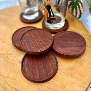 Posavasos de Madera Marrón Oscuro Resistentes al Calor, Diseño Moderno Multicolor, 400 mm de Diámetro para Uso en Mesas de Hogar y Hotel - Product Image 5