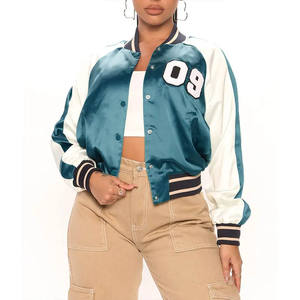 Veste d'université en satin brodé sur mesure pour hommes et femmes Vestes de baseball d'hiver avec logo en chenille Traitement tricoté - Product Image 5