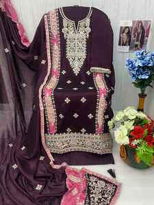 Vichitra PV lourd avec séquence de broderie travail costume Salwar pakistanais avec dentelle 4 côtés et Latkan - Product Image 5