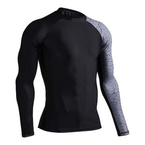 Rashguard de manga larga BJJ personalizado para adultos, ropa deportiva de poliéster con diseño sublimado, protector de erupción sublimado personalizado para hombres - Product Image 5