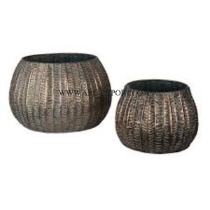 Lot de 2 jardinières et pots de fleurs modernes au design antique Marvelous Top Quality New Arrival Garden Flower Planter and Pot Supply - Product Image 1