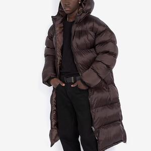 À la mode hommes longue doudoune Streetwear mode matelassé manteau d'hiver avec remplissage isolé en gros hommes longue doudoune - Product Image 4
