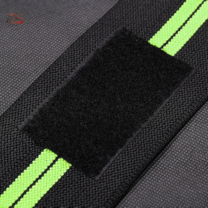 Poignets en néoprène de haute qualité Logo personnalisé pour l'entraînement-Fabriqué au Pakistan - Product Image 4