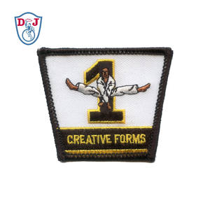 Écussons personnalisés à repasser, brodés, arts martiaux pour les uniformes de judo et de karaté - Product Image 3