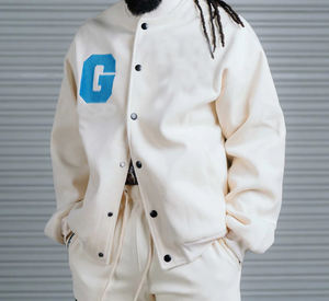 Fabricante personalizado Cheile bordado apliques parches Letterman Varsity chaquetas Stand Collar High Street al por mayor para la primavera - Product Image 1