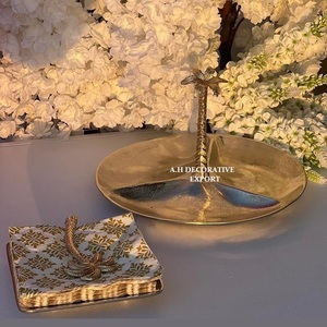 Bandeja de Exhibición de Metal Ecológica Hecha a Mano por Artesanos, Bandeja de Servicio Dorada y Plateada con Asas de Palmera Tropical, Juego de Decoración para el Hogar - Product Image 5