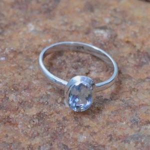 Anillo de Topacio Azul Cielo Hecho a Mano, Plata de Ley, Gema Ovalada, Joyería, Piedra de Nacimiento de Diciembre, Regalo para Mujer - Product Image 1