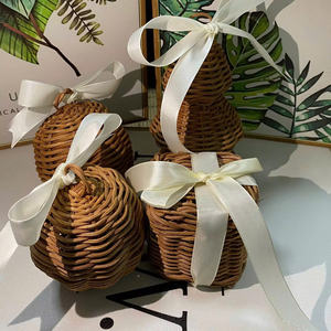 Cloche en rotin tissée à la main TreeMini fait à la main pour la décoration de la maison de Noël, cadeau de Noël Mini arbre en rotin, cloche en rotin Top Sales. - Product Image 1