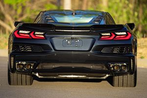 Corvettes E-Ray Coupe, caja de cambios automática, híbrida, Turbo AWD, cuero, 2024, certificado limpio, bastante usado - Product Image 4