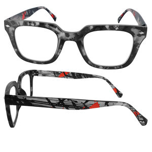 Nouvelles montures optiques carrées distinctives pour femmes et hommes, style tendance et raffiné - Product Image 4