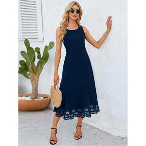 Vestido midi de crepé importado con estampado floral cortado a láser sin mangas para mujer, 34051 - Product Image 1