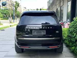 รถยนต์มือสอง SUV รุ่น Rang-e R0ver First Edition Turbo AWD เบาะหนัง ระบบควบคุมความเร็วอัตโนมัติ กล้อง 360 องศา หลังคาซันรูฟ ยาง R21 ขายดี รถขายเร็ว - Product Image 6