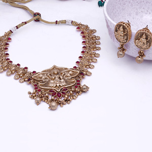 Colliers de temple indien du sud en laiton plaqué mat antique exportation de bijoux de mariage indien - Product Image 2