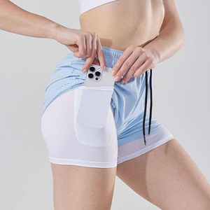 Pantalones cortos de yoga para mujer Gimnasio al aire libre Fitness Secado rápido Doble capa Pantalones cortos deportivos para correr con bolsillo Sólido de alta calidad - Product Image 1