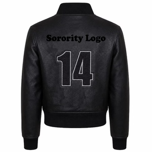 Chaqueta Corta Universitaria Personalizada de la Hermandad Alpha Kappa, Chaqueta Deportiva de Cuero Negra con Letras de la Hermandad, Personalizada a tu Gusto - Product Image 3