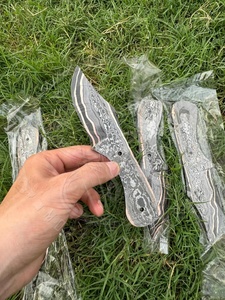 Meilleure qualité forgé à la main cuivre damas acier couteau de chasse lame vierge pour la fabrication de couteaux lame fixe USA tendance couteaux blancs - Product Image 3