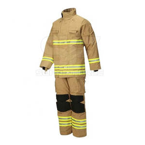 Uniforme de sécurité pour les travailleurs industriels Protection de la construction et de la maintenance Uniforme de sécurité durable pour une utilisation en usine - Product Image 1