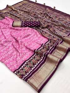 El último Sari de trabajo impreso Patola de seda pura de diseñador por Fab Zone - Product Image 2