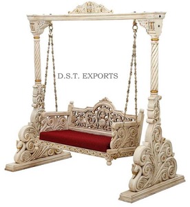 Ensemble balançoire de créateur pour Mehndi Sangeet Function Muslim Heena Party Vibrant Jhoola Set Arabian Mehndi and Sangeet Stage Swing Set - Product Image 5