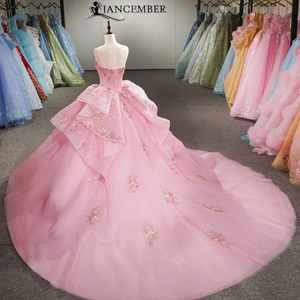 Robe de bal de Quinceañera rose luxueuse sans bretelles Jancember 8519 avec volants superposés - Product Image 3