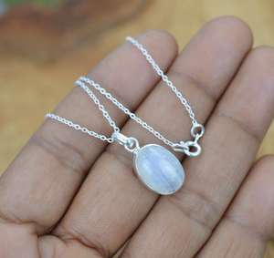 Colgante de piedra lunar arcoíris en plata de ley 925, joyería hecha a mano con o sin cadena, elegante regalo para mujer - Product Image 6