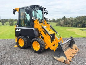 รถตักล้อยาง JCB 1CX ดีเซลคุณภาพพรีเมียม พร้อมแรงบิดสูง - อุปกรณ์ก่อสร้าง ขายในราคาสุดคุ้ม - Product Image 3