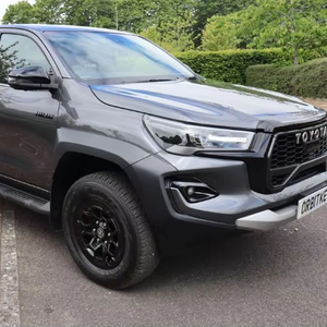 Usado 2024 gris T. O. Y. O. T. A. Hola. L. U. X. 2,8.. GR SPORT II Automático RWD Euro 6 (S/s) 4dr Derecha Casi Nuevo90 Millas - Product Image 6