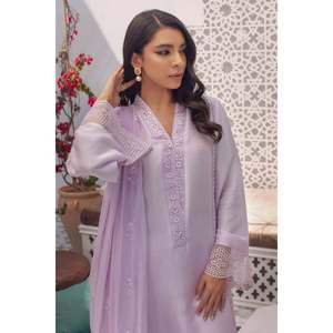 Camisa y Dupatta de Chifón Lavanda con Cuello en V y Manga Larga, Elegante y con Tela Transpirable para Primavera/Verano - Product Image 2