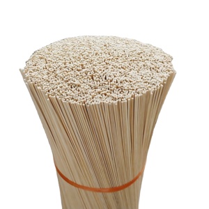 Bâtonnets de bambou blanc blanchi du Vietnam 8 9 & 12 pouces pour la fabrication d'encens religieux à comptage élevé poli à faible gaspillage - Product Image 1