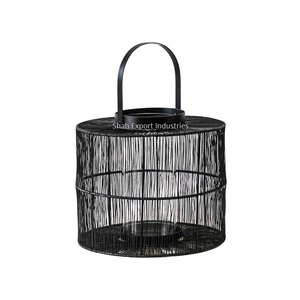 Juego de 2 farolillos de vela colgante de alambre de Metal de hierro negro mayorista diseñados exclusivamente para decoración de Navidad bodas decoración del hogar - Product Image 3