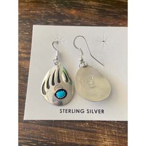 Navajo Handmade Bear Claw <b>Dangle</b> <b>Earrings</b> with Kingman Turquoise & Sterling <b>Silver</b> Drop Animal Shape Pattern - Product Image 5