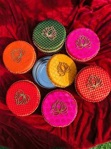 Caja de dulces indios de 250, 500 gramos, regalo de Mithai Laddoo para bodas Holi, favores de inauguración de la casa de Diwali, contenedor decorativo de acero a granel - Product Image 3