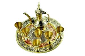 Copa de vino de latón puro antiguo y real, Surahi y juego de bandejas (dorado, bandeja redonda de 14 cm, Surahi de 11,5 cm, cristal de 3,5 cm) - Product Image 2