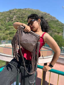 High Quality Hand Tooled Saddle <b>Blanket</b> Fringe Crossbody Bag for Women's Custom Luxury Designer Genuine Leather Shoulder Bags - Product Image 5