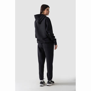 Último estilo de las mujeres Durable Plus Size Custom Logo Chándal Patrón sólido Ecológico Uso al aire libre Temporada de invierno - Product Image 3