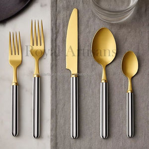 Vente en gros de couverts en acier inoxydable écologiques, lavables au lave-vaisselle, polis à la main, ensemble de cuillères et de fourchettes en or Royal Artisans - Product Image 1