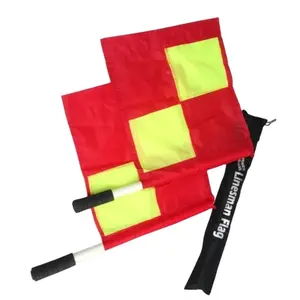 Bendera Wasit Olahraga PVC dan Poliester Merah dan Kuning Bersama dengan Ukuran 10X10 Inci Tersedia untuk Grosir
