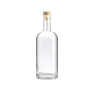 Commercio all'ingrosso 700ml di vetro bottiglia di liquore di vino di vetro Brandy Tequila Vodka liquori bottiglia