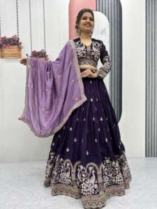 Vêtement traditionnel indien nouveau Festival Lehenga Choli avec fil à broder lourd et séquence travail fête porter Lehenga Choli - Product Image 3