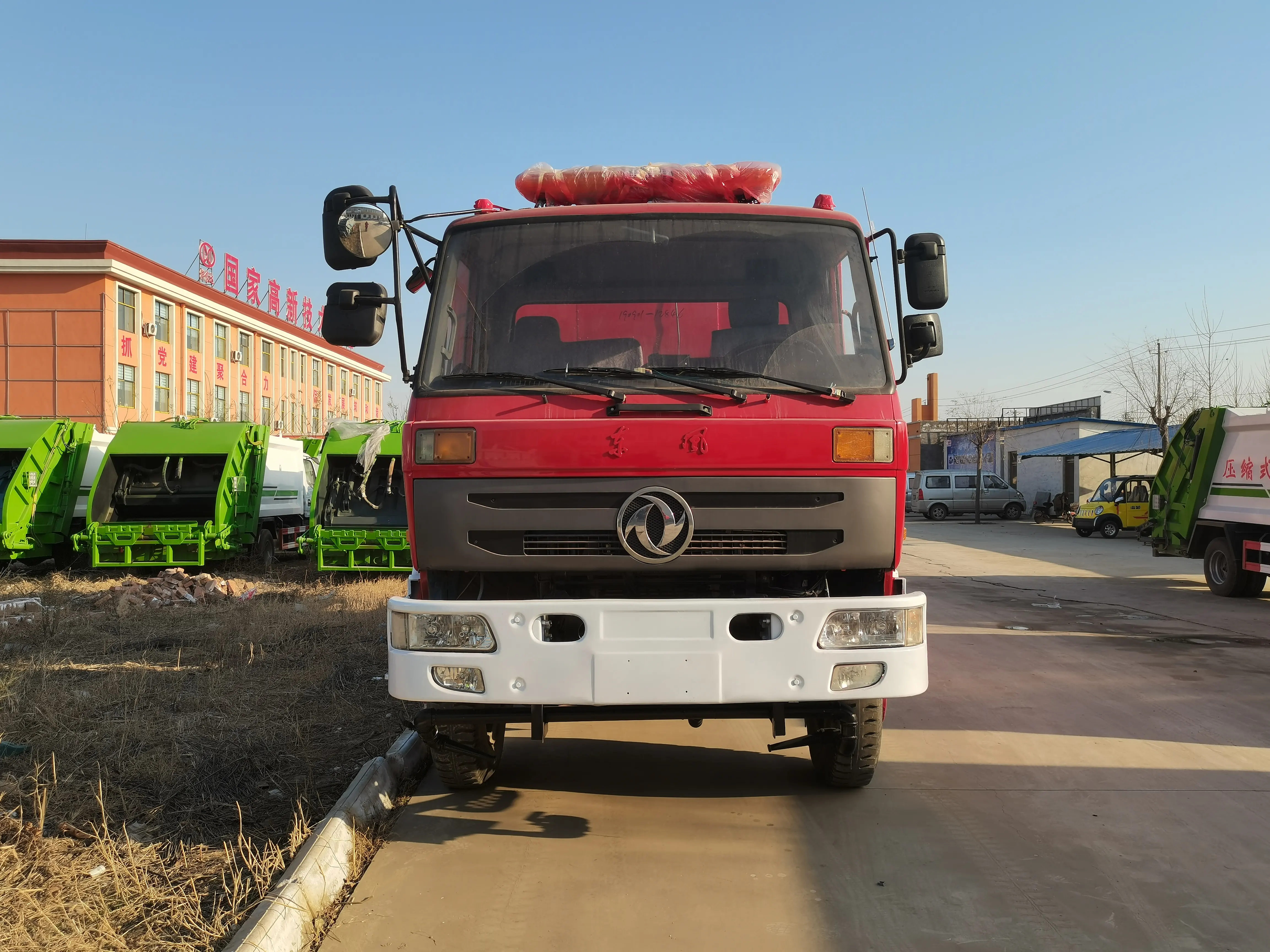 אש משאית בינוני אש משאית חדש מים אש לחימה משאית