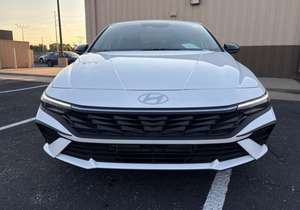 Hyundai Elantra SEL 2025 Usado en Buen Estado - Product Image 2