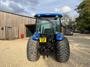 รถแทรกเตอร์ฟาร์มมือสอง New Holland 4x4 ราคาโรงงานถูกที่สุด ส่งมอบเร็ว พร้อมอะไหล่หลักๆ เช่น เกียร์ - Product Image 5