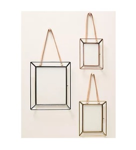 Compact Metal Photo <b>Frame</b> For Desk Display Saving Space While Offering Attractive Photo Presentation - Product Image 3